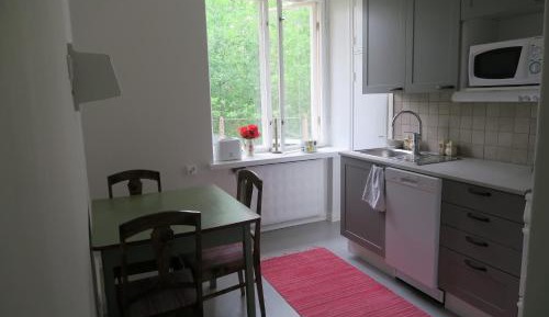 Standard Double Room with Shared Bathroom