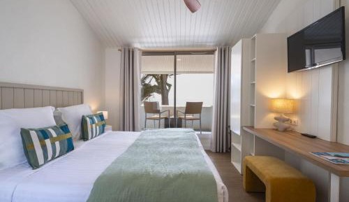 Double Room with Balcony and Sea View