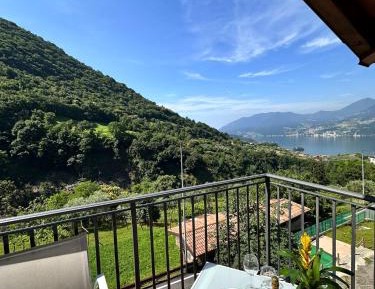 Two-Bedroom Apartment with Lake View