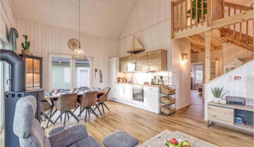 Three-Bedroom Holiday Home 