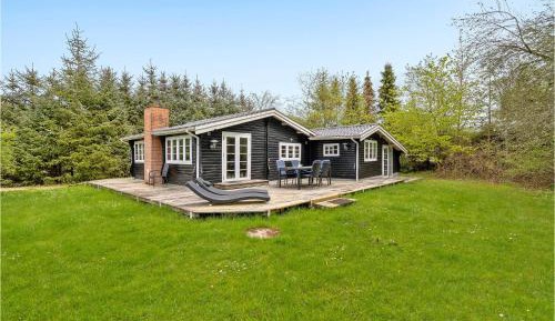 Two-Bedroom Holiday Home