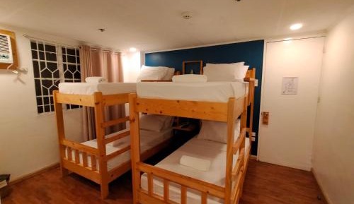 Mixed Dormitory Room