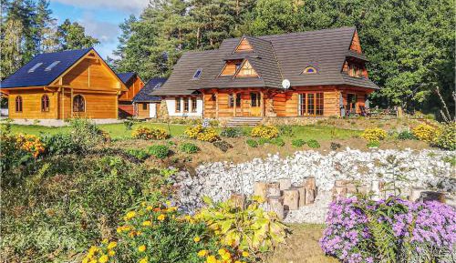 Four-Bedroom Holiday Home