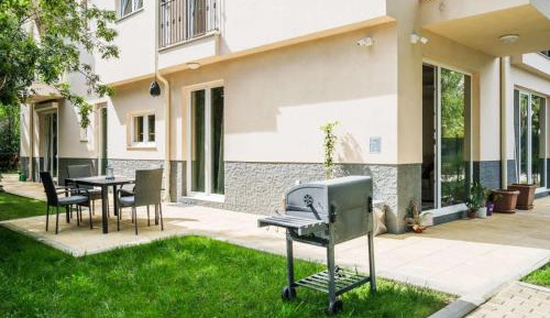 One-Bedroom House