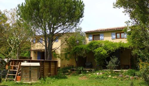 Two-Bedroom Cottage (4-6 Adults)