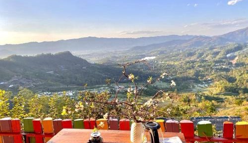 Quadruple Room with Mountain View