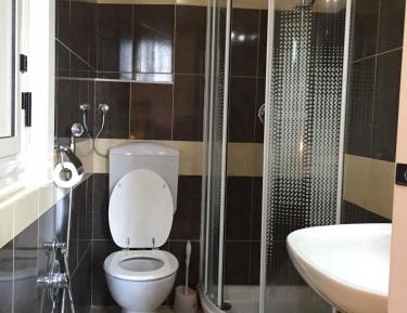 Double or Twin Room with Bathroom