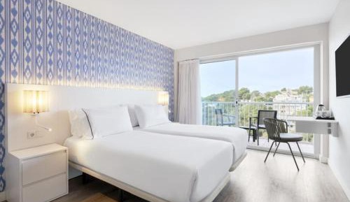 Deluxe Double Room with Sea View