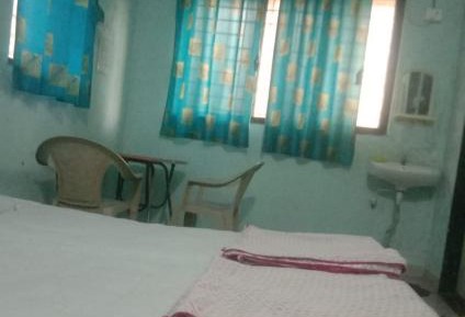 Twin Room with Private Bathroom