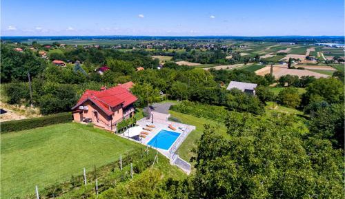 Two-Bedroom Holiday Home
