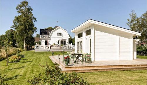 Two-Bedroom Holiday Home