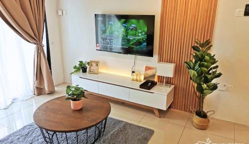 Three-Bedroom Apartment with Balcony