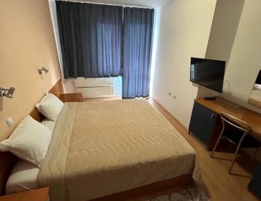 Quadruple Room with Shared Bathroom