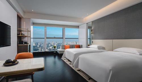 Twin Room - Club Access