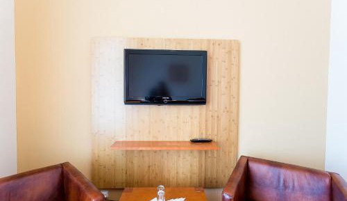 Family Two-Bedroom Apartment with View