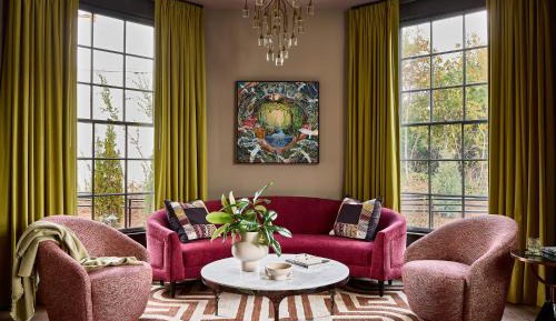 Darling Heart Executive Suite