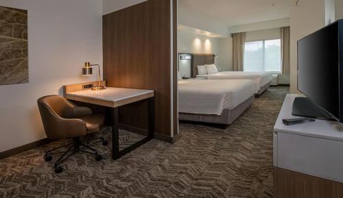 Queen Suite