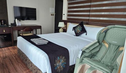 Queen Suite