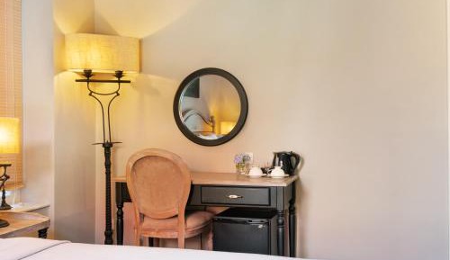 Double Room with Pool View