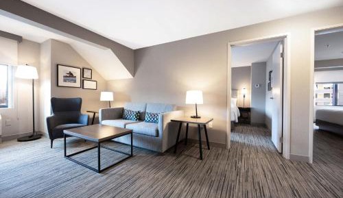 Two-Bedroom Suite