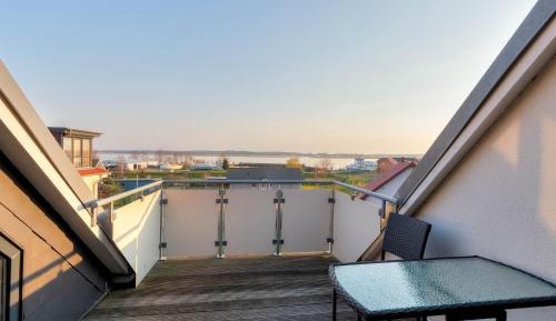 One-Bedroom Apartment with Balcony