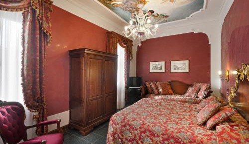 Superior Family Room