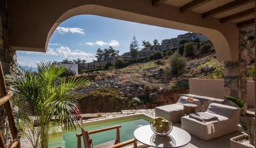 Luxury Room with Plunge Pool & Sea View