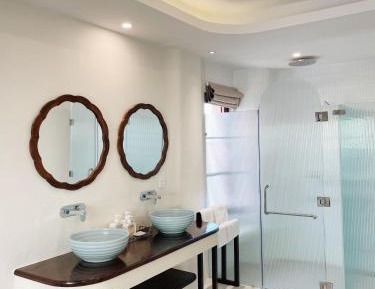 King Room with Balcony