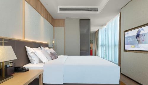City View Queen Room