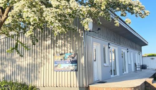 Superior One-Bedroom Apartment