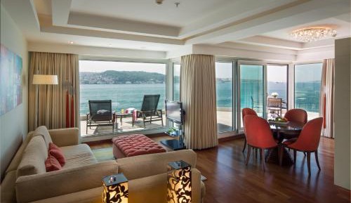 Presidential Suite with Terrace and Bosphorus View