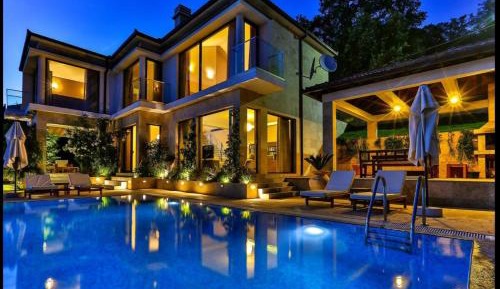 Villa with Private Pool