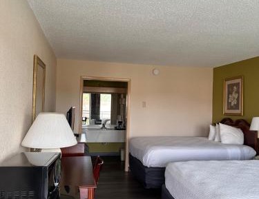 Room with Two Double Beds - Mobility Access/Non-Smoking