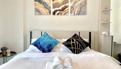 Double Room with Mountain View