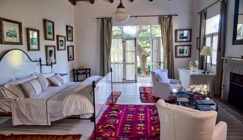 Deluxe King Suite