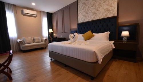 Superior King Room