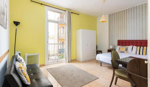 Two-Bedroom Apartment (4 Adults)