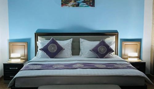 Large Double Room