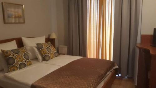 Economy Double Room without Balcony