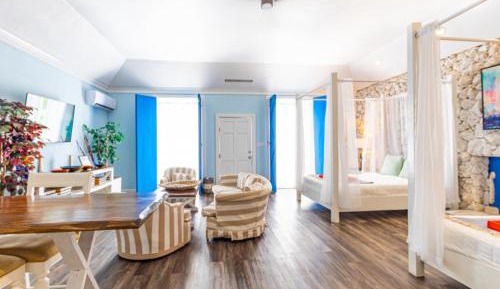 Studio Apartment with Sea View