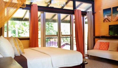 Triple Room with Private Bathroom