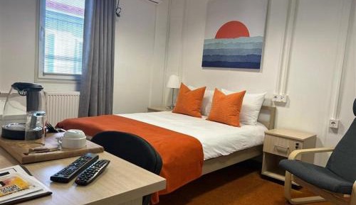 Deluxe Single Room