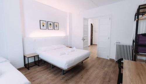 Triple Room with Private External Bathroom
