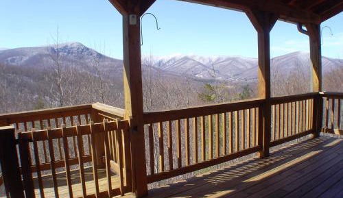 Four-Bedroom Holiday Home