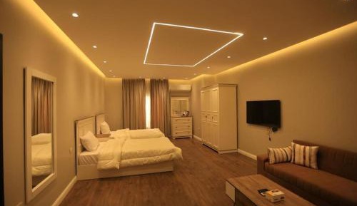 Deluxe Family Room