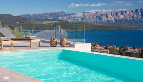 Villa with Sea View