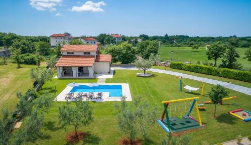 Two-Bedroom Holiday Home