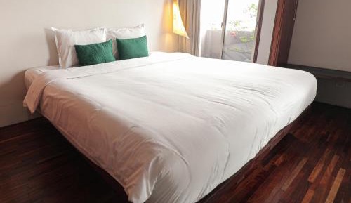 Windyextra_ King bed or twin bed with high floor balcony