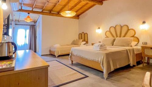 Superior Triple Room