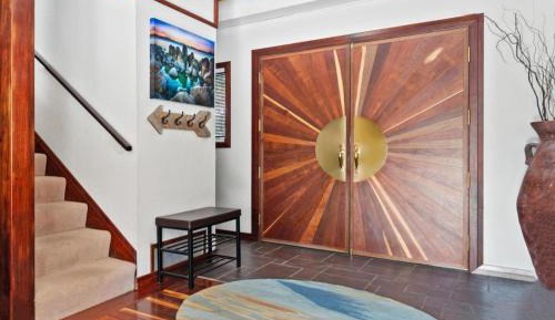 Four-Bedroom Holiday Home